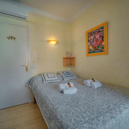 Apartment Magnifique Avec Vue A2b99 *